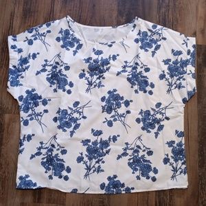 NEW! White & Blue Floral Dolman Blouse XXL XL